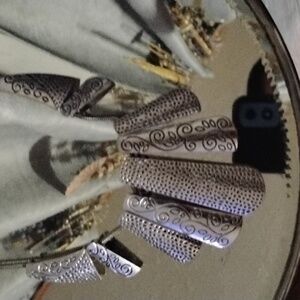 Silver metal necklace